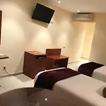 Hotel Suis Sant Celoni