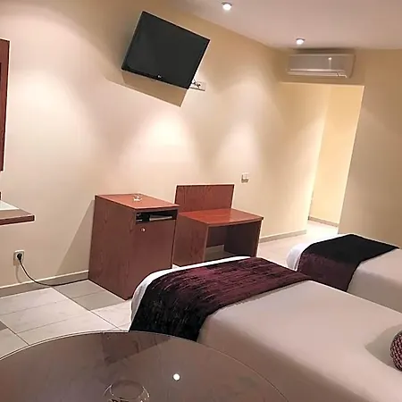 Hotel Suis Garrigas